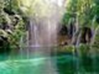 Normal_croatie-lacs-plitvice-cascades-7_thumb.jpg